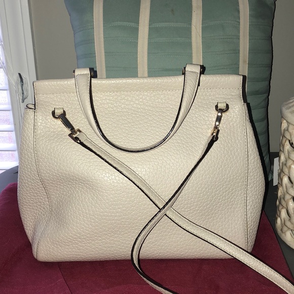 SOLD LOCAL Listing Kate Spade Everette Way Talluh - Picture 3 of 8